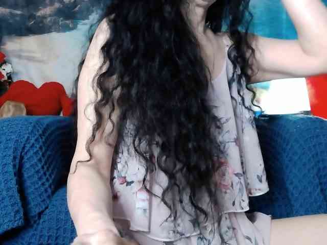 LovelyJess4U webcam