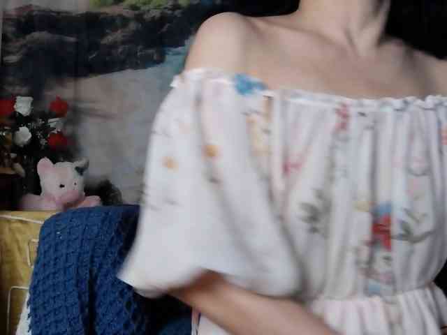 LovelyJess4U webcam