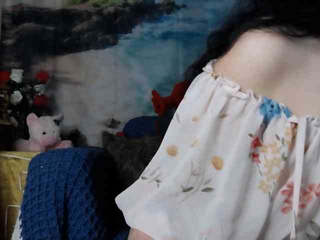 LovelyJess4U webcam