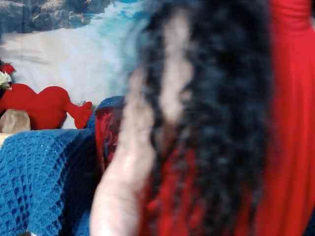 LovelyJess4U webcam