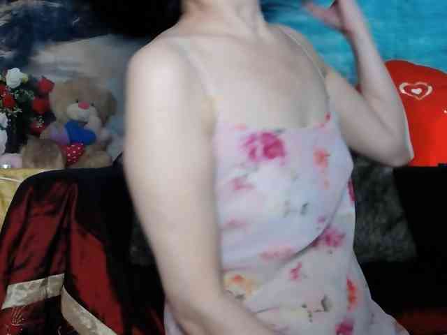 LovelyJess4U webcam