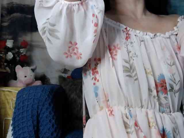 LovelyJess4U webcam