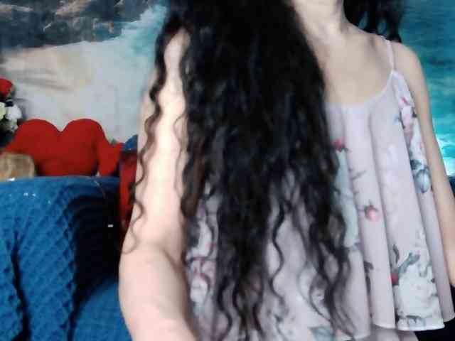 LovelyJess4U webcam