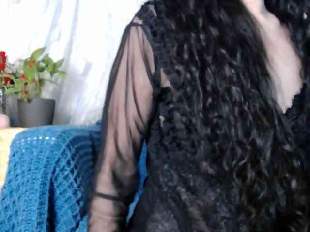 LovelyJess4U webcam