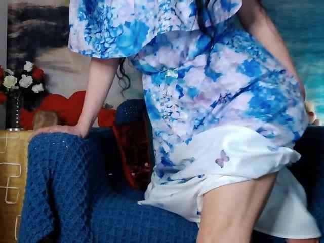 LovelyJess4U webcam