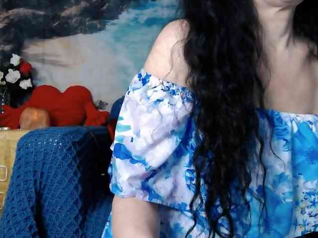 LovelyJess4U webcam