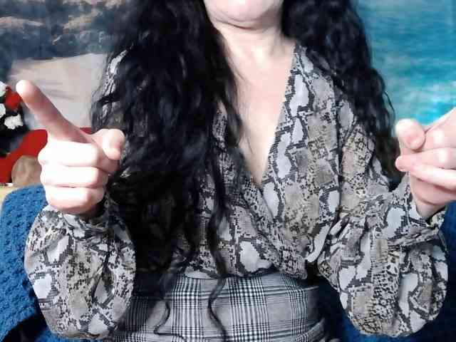 LovelyJess4U webcam
