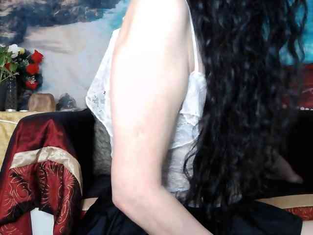 LovelyJess4U webcam
