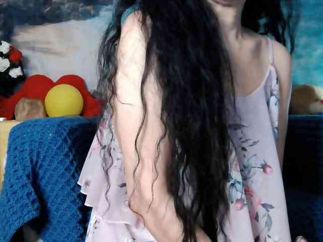 LovelyJess4U webcam