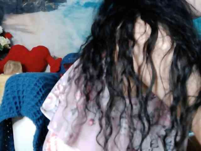 LovelyJess4U webcam