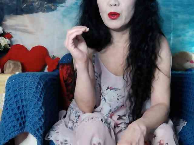 Modèle: LovelyJess4U
