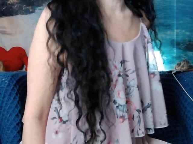 LovelyJess4U webcam