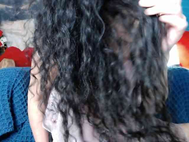 LovelyJess4U webcam