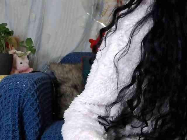 LovelyJess4U webcam