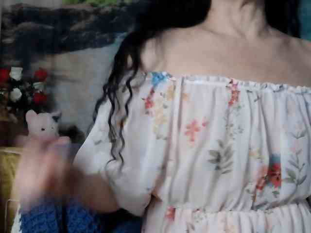 LovelyJess4U webcam