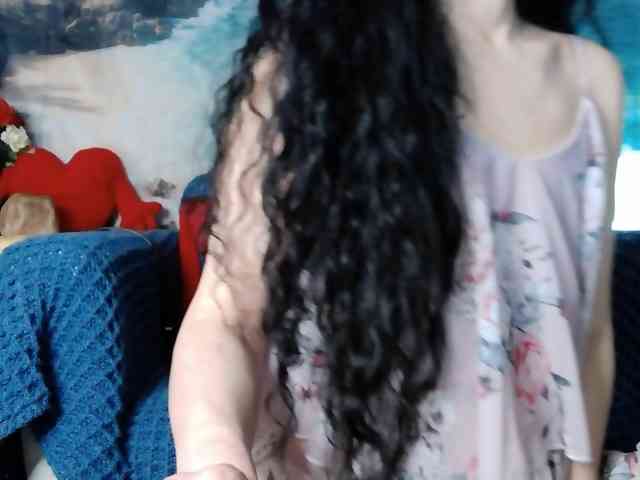 LovelyJess4U webcam