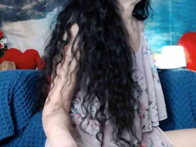 LovelyJess4U webcam