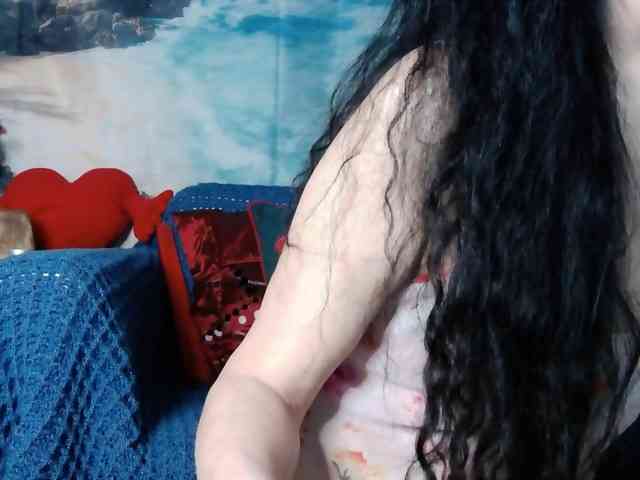 LovelyJess4U webcam