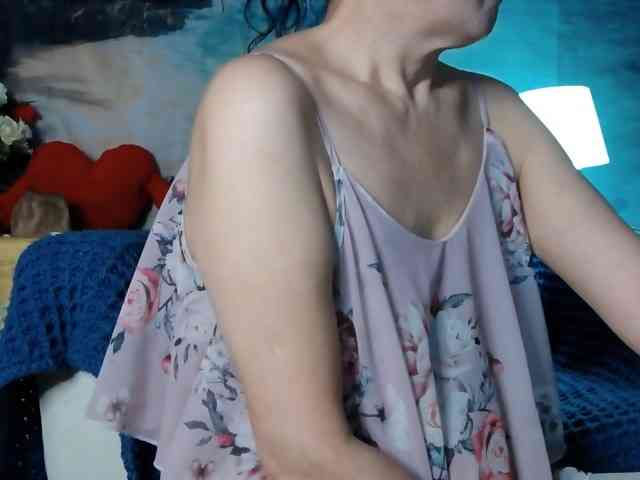 LovelyJess4U LovelyJess4U