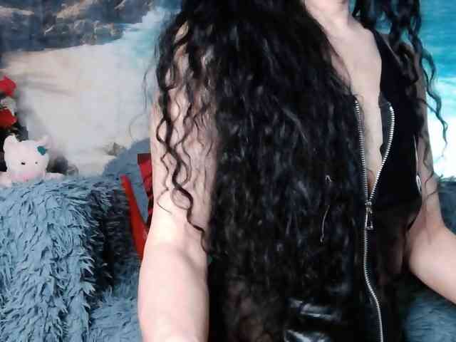 LovelyJess4U webcam