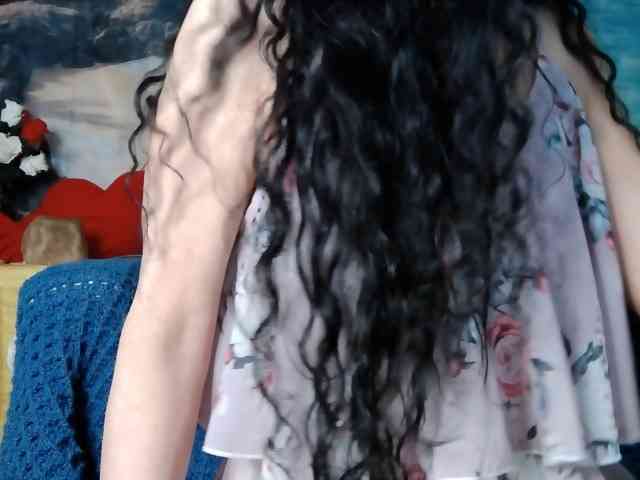 LovelyJess4U webcam
