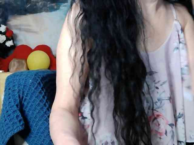 LovelyJess4U webcam