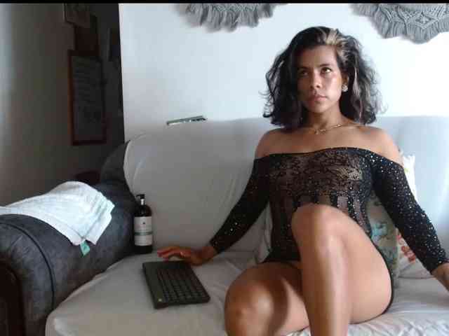 vanessa-aniston webcam