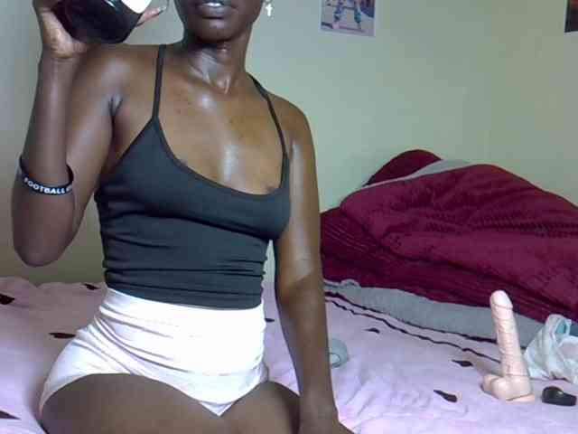 PetiteKitty webcam