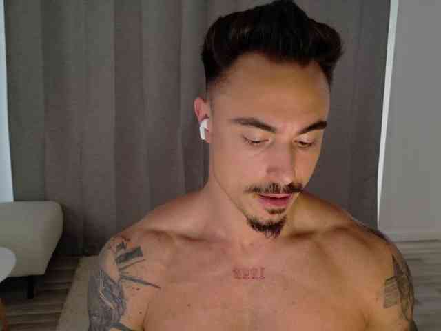 MasterLukass Live Webcam on BongaCams
