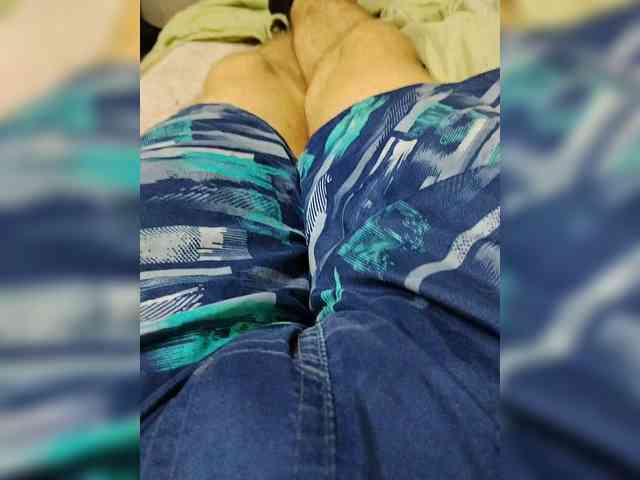 Zebat1231's cam show statistics and live stream