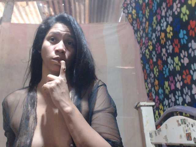 Elizabeth-a live cam on BongaCams