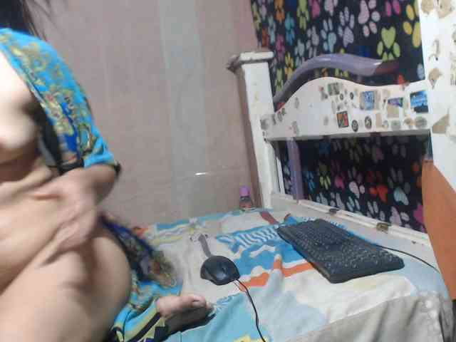 Elizabeth-a webcam