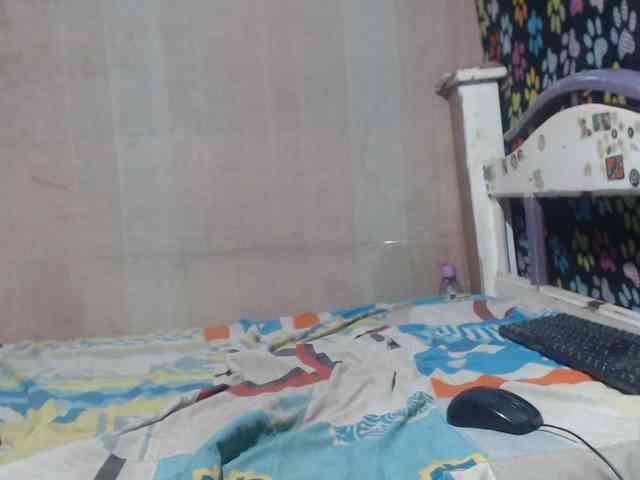 Elizabeth-a webcam