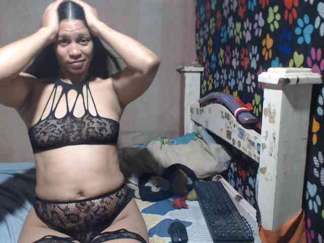 Model: Elizabeth-a
