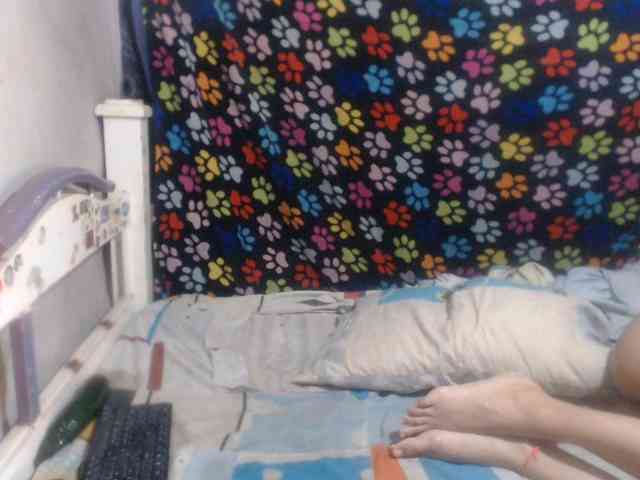 Elizabeth-a webcam