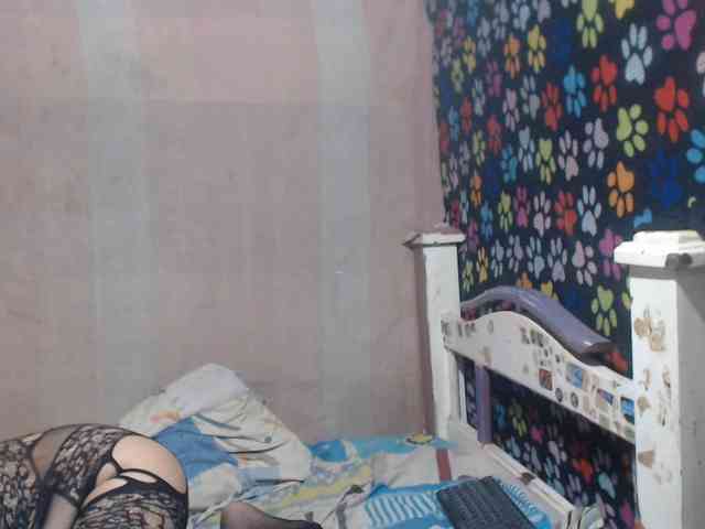 Elizabeth-a webcam