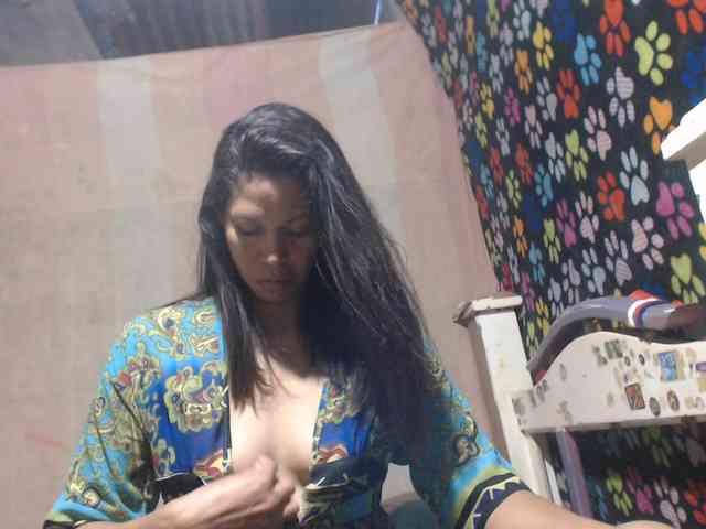 Elizabeth-a webcam