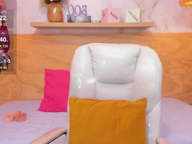 Lasira live cam on BongaCams