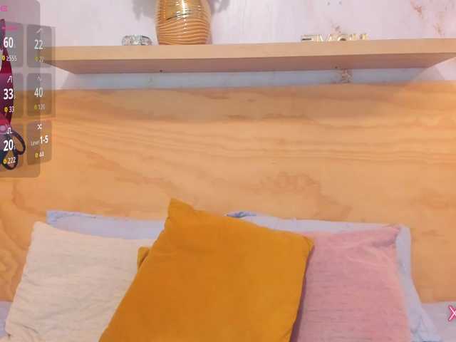 Lasira live cam on BongaCams