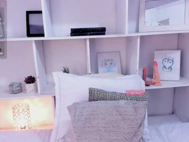 Lasira live cam on BongaCams