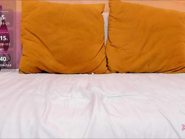 Lasira live cam on BongaCams
