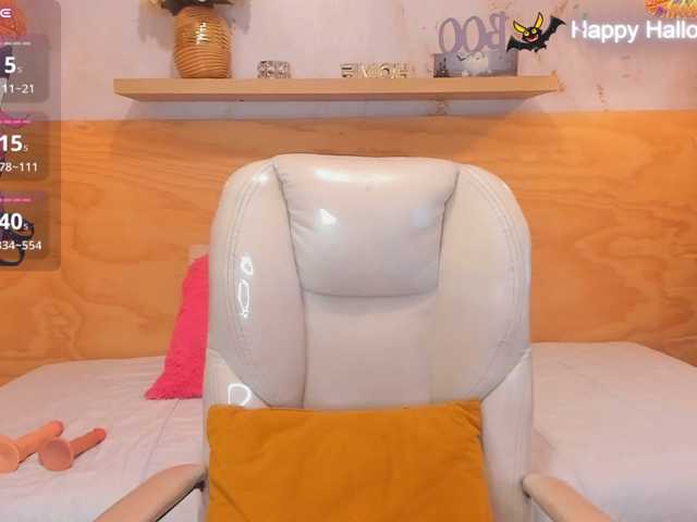 Lasira live cam on BongaCams