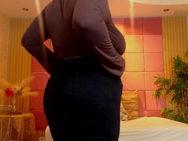 SpicyCarlaXX's BongaCams show and profile