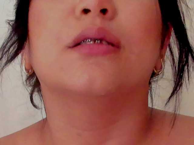 SpicyCarlaXX Live Cam pe BongaCams