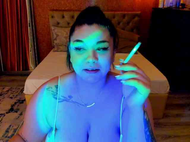 SpicyCarlaXX SpicyCarlaXX