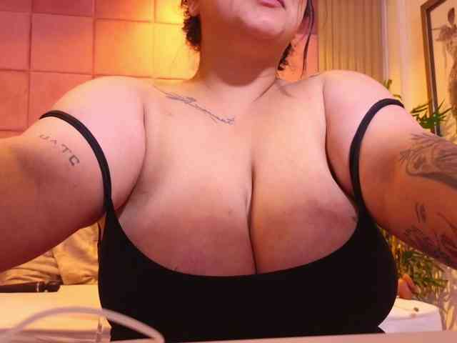 SpicyCarlaXX webcam
