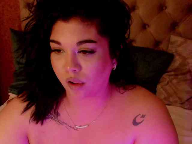 SpicyCarlaXX SpicyCarlaXX