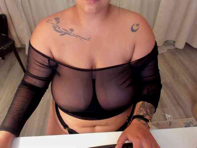 SpicyCarlaXX