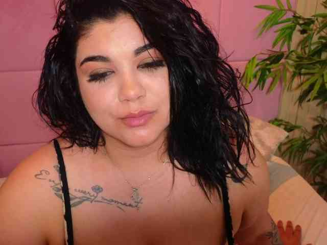 SpicyCarlaXX webcam