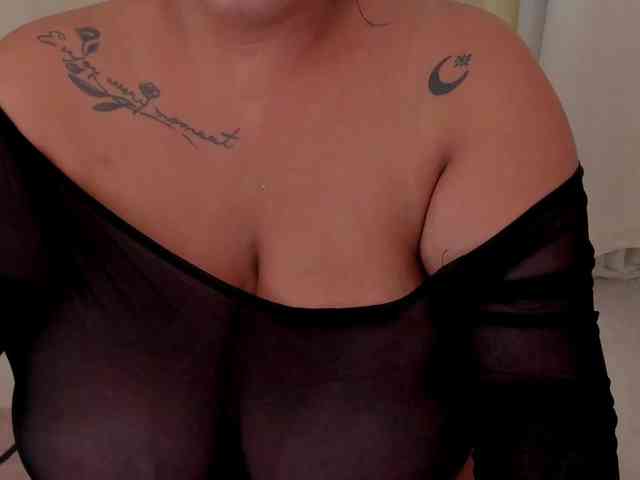 SpicyCarlaXX webcam